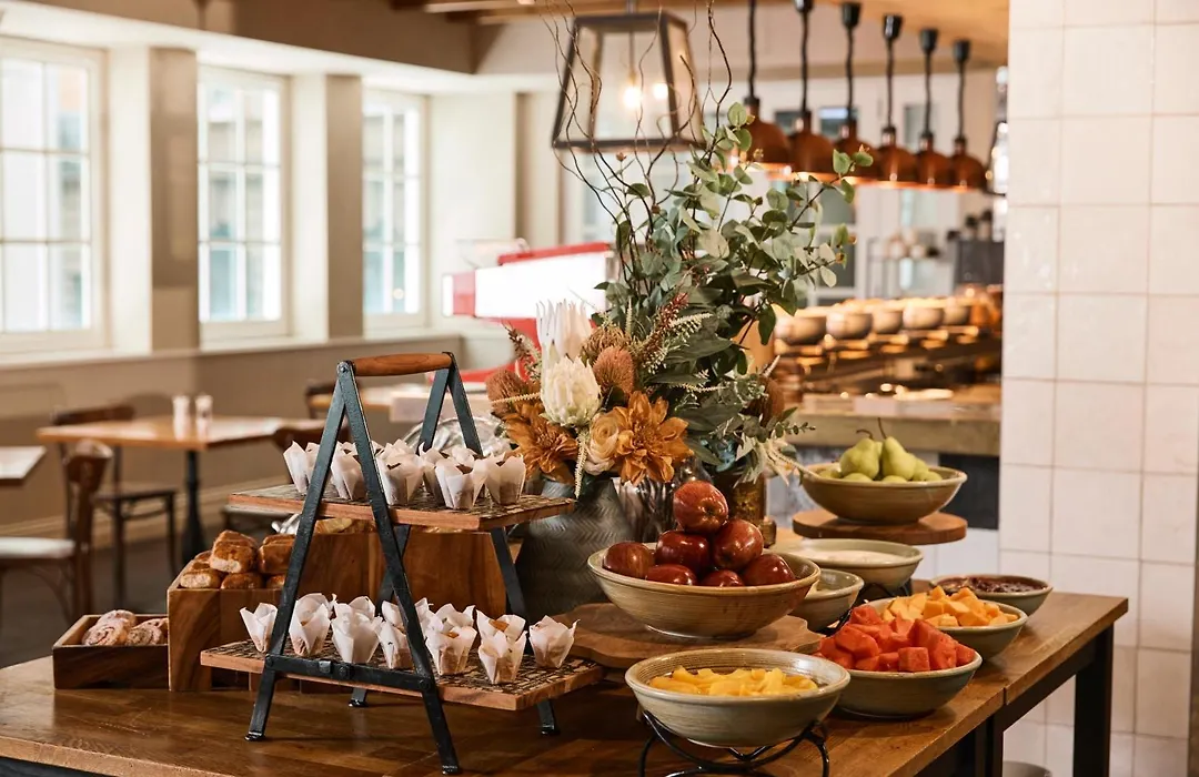 Rydges Australia Square-1